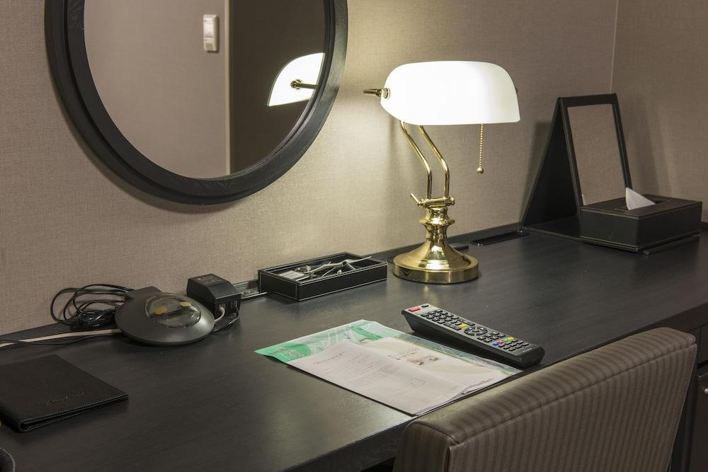 Richmond Shianbashi Hotel 3*
